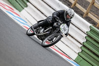 Vintage-motorcycle-club;eventdigitalimages;mallory-park;mallory-park-trackday-photographs;no-limits-trackdays;peter-wileman-photography;trackday-digital-images;trackday-photos;vmcc-festival-1000-bikes-photographs